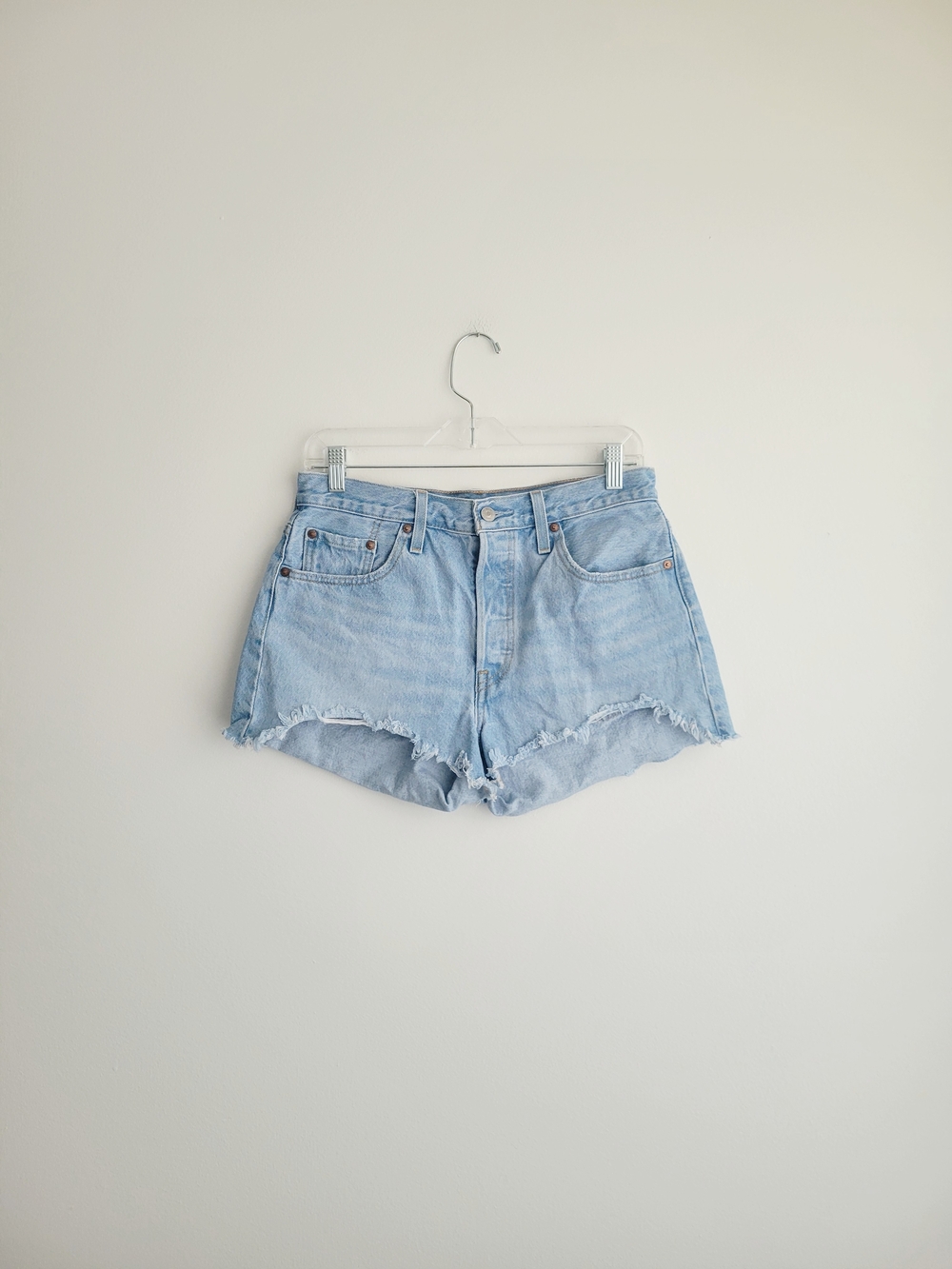 LEVI'S 501 Light Blue Denim High-Waist Women’s Cut Off Festival Shorts